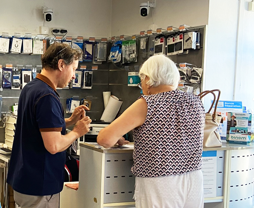 magasin informatique et telephonie auxerre